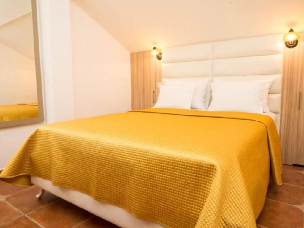 rooms-double-room
