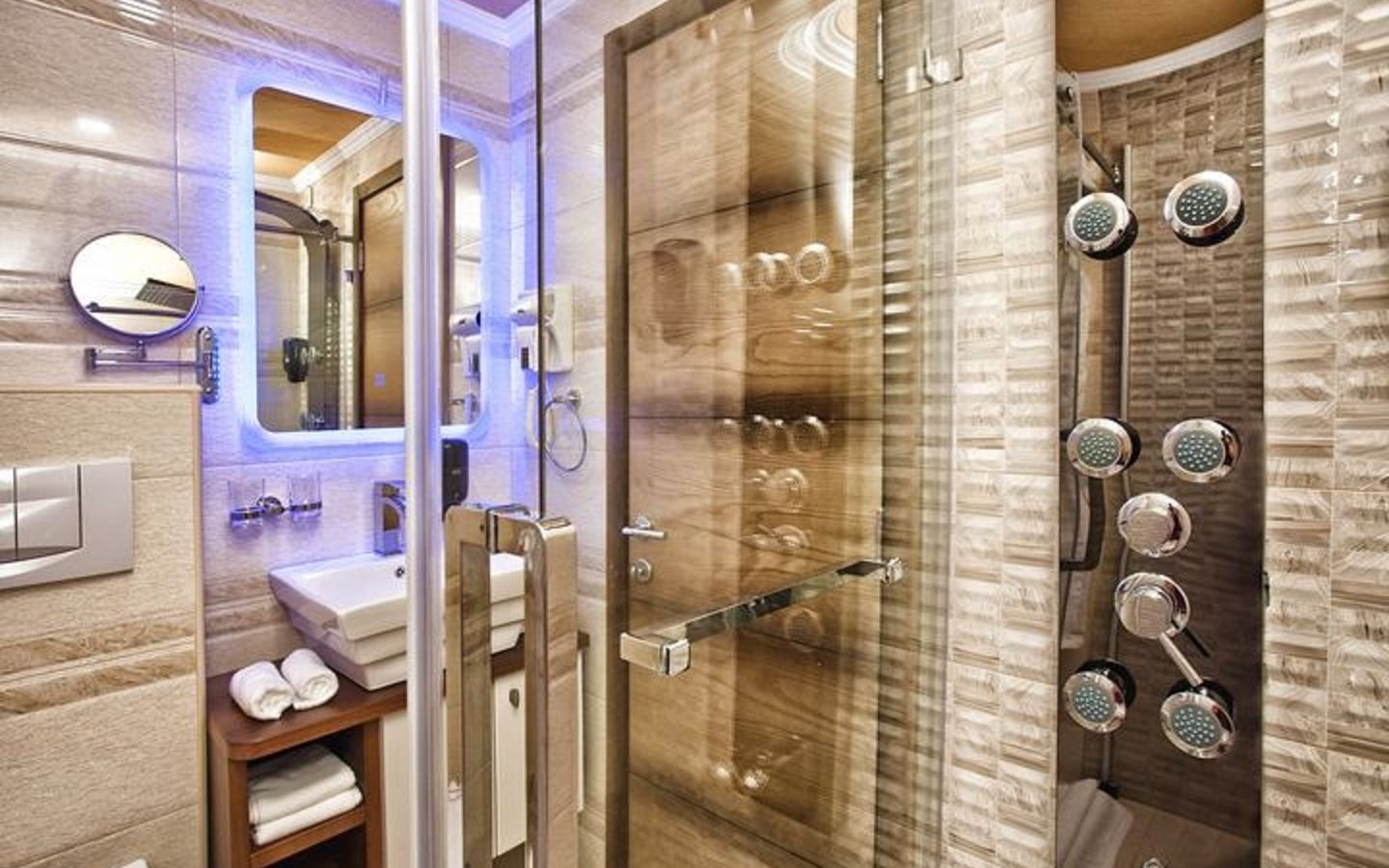 rooms-suite-sea-view