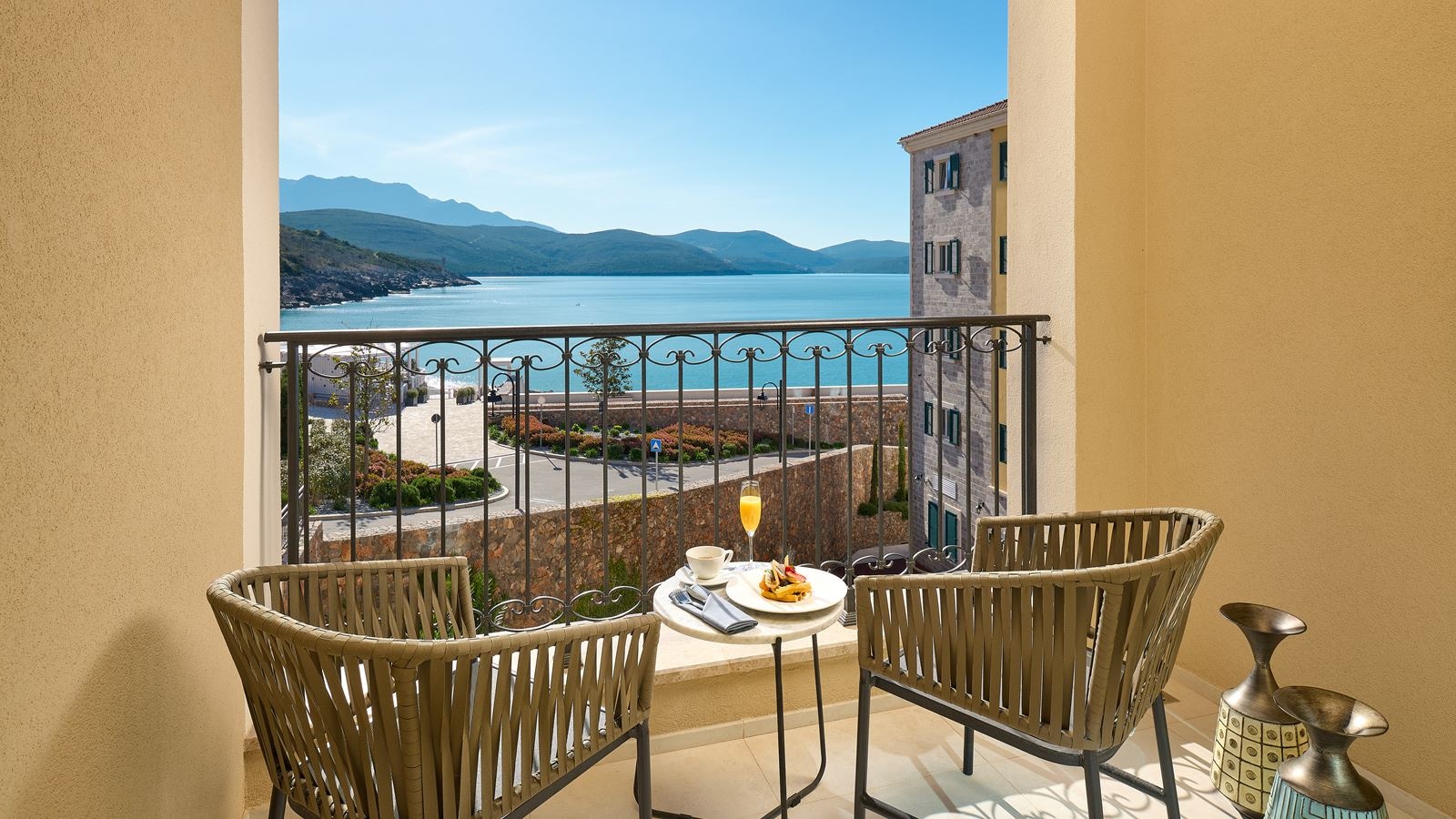 rooms-grand-superior-room