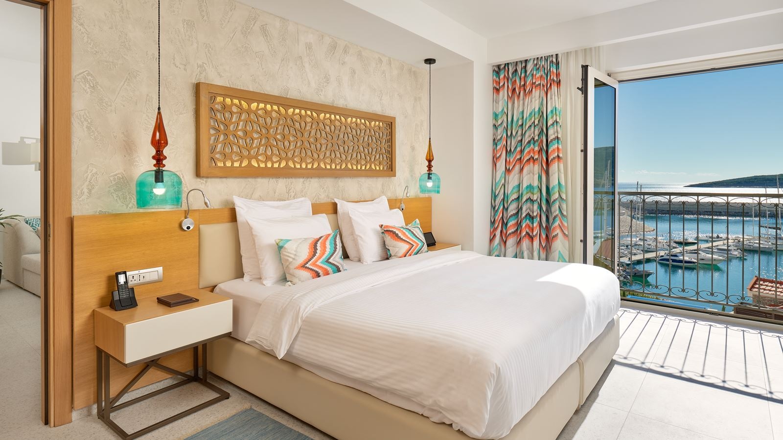 rooms-deluxe-suite-single-use