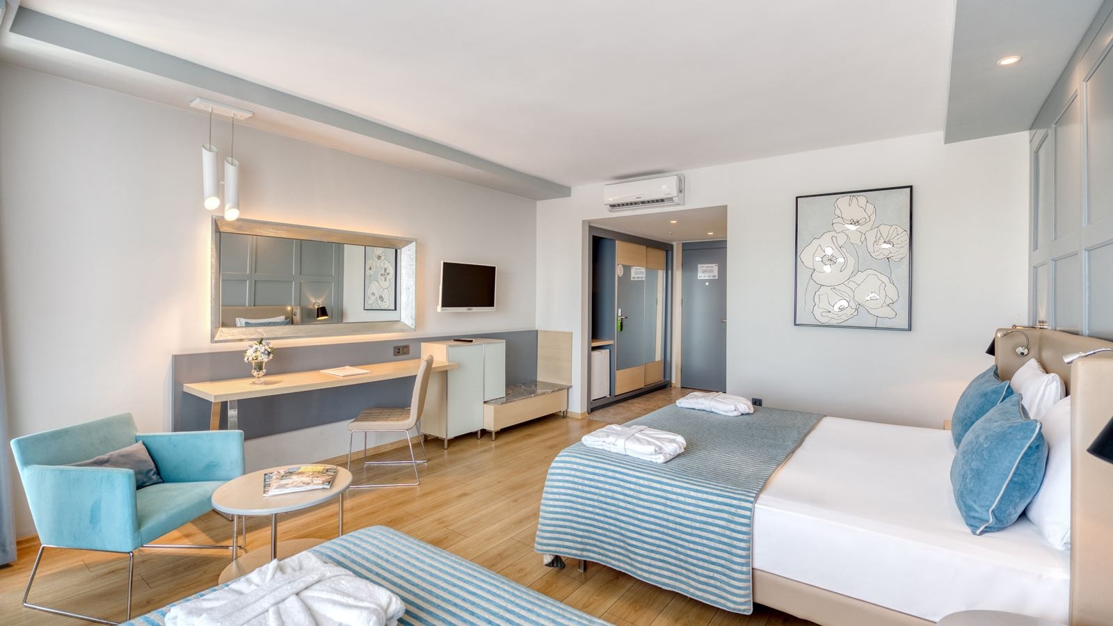 rooms-standard-side-sea-view
