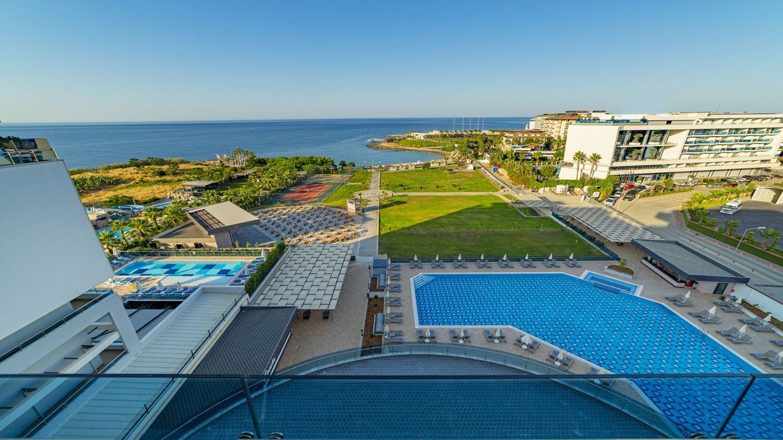pools-outdoor-pool