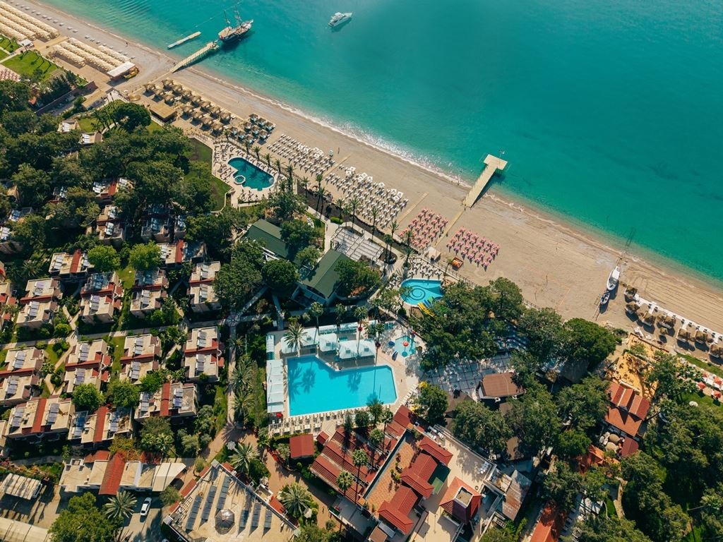 pools-outdoor-pool