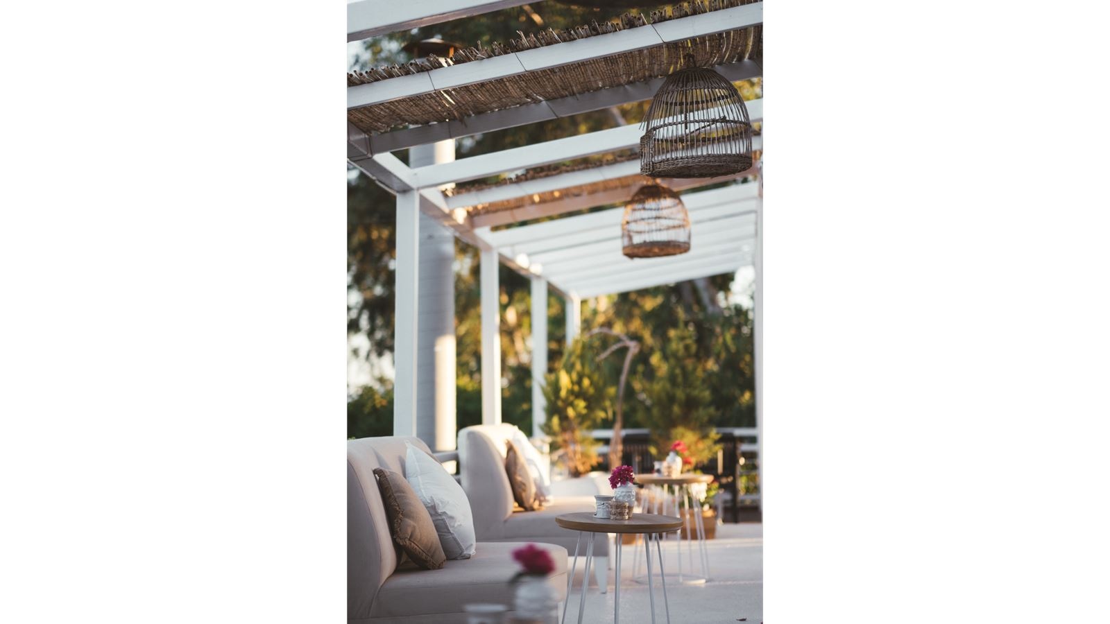 bars-sunset-pool-bar