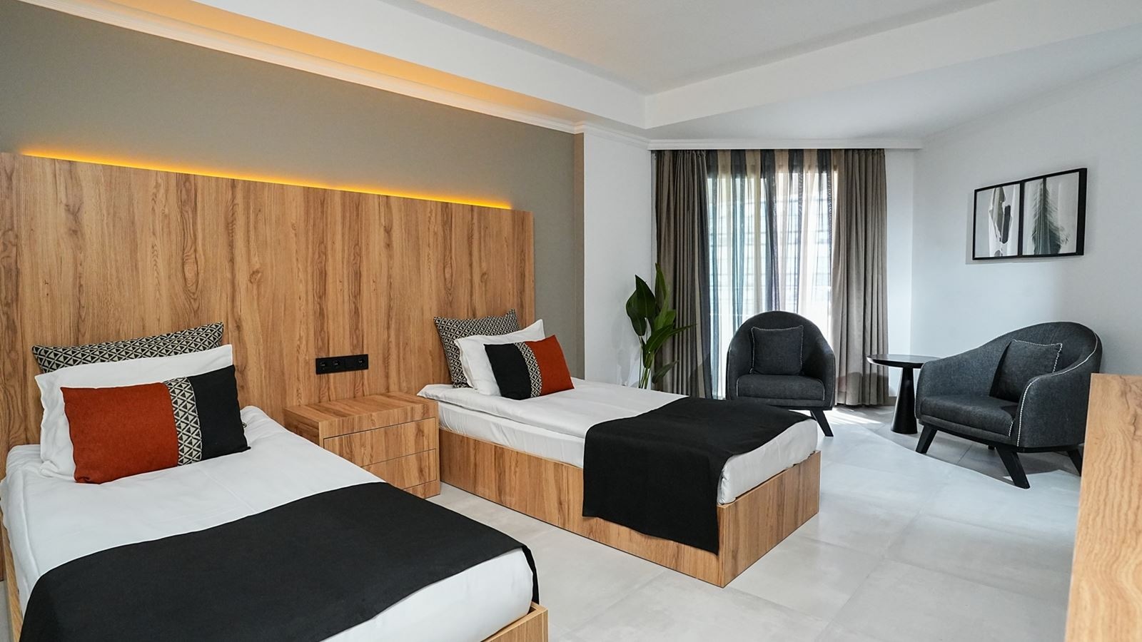 rooms-junior-suite-room