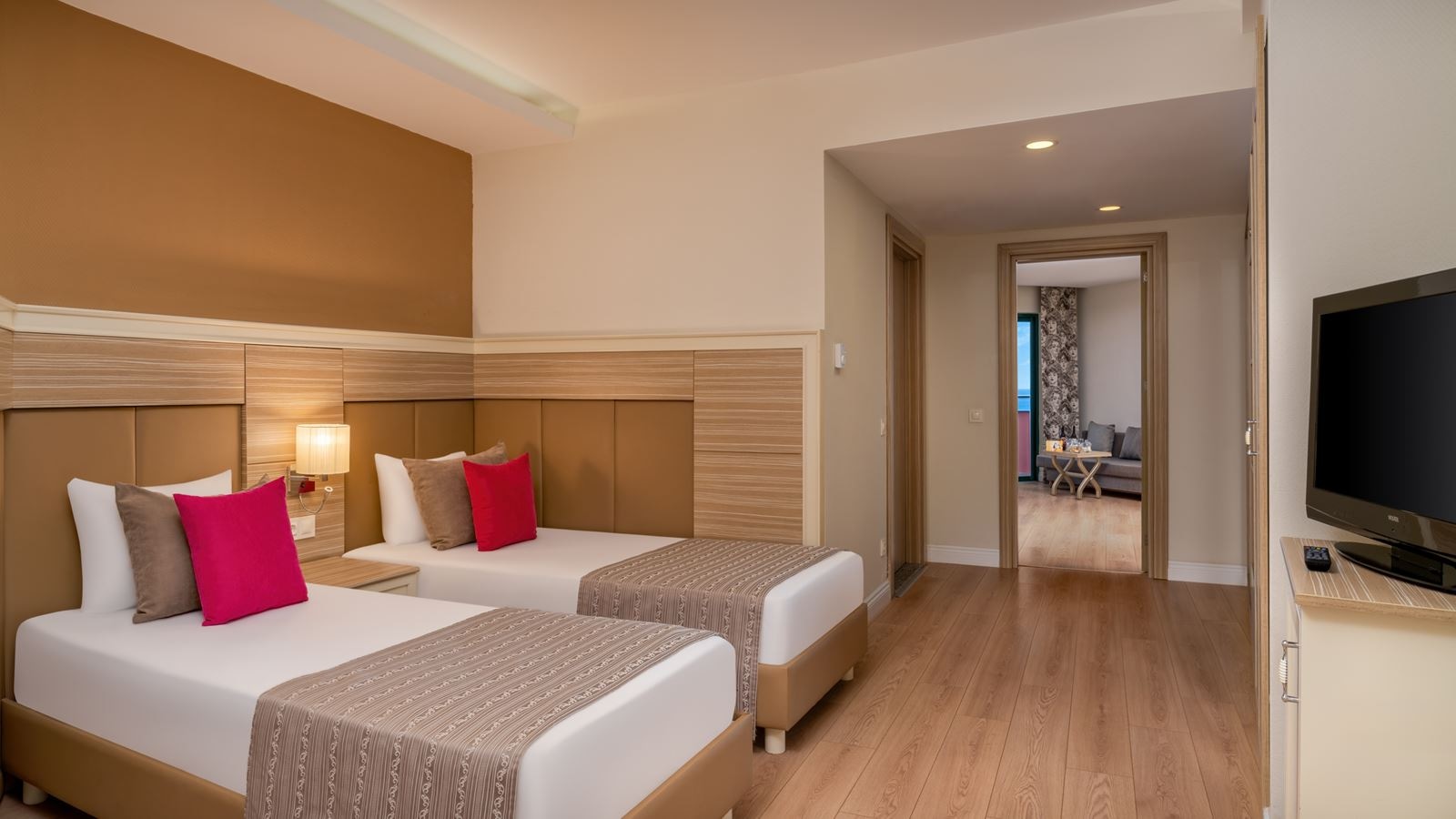 rooms-family-room