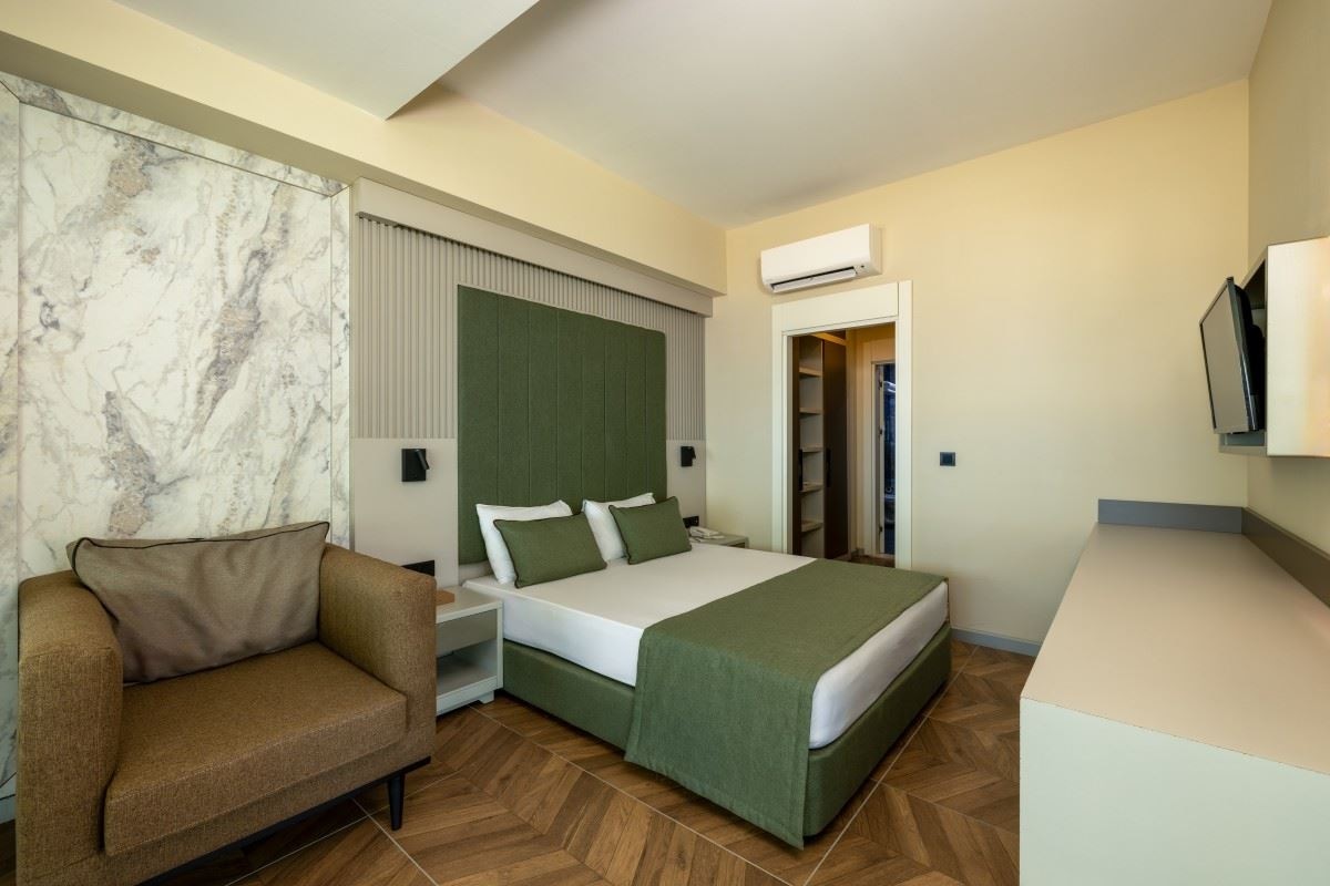 rooms-flora-suite