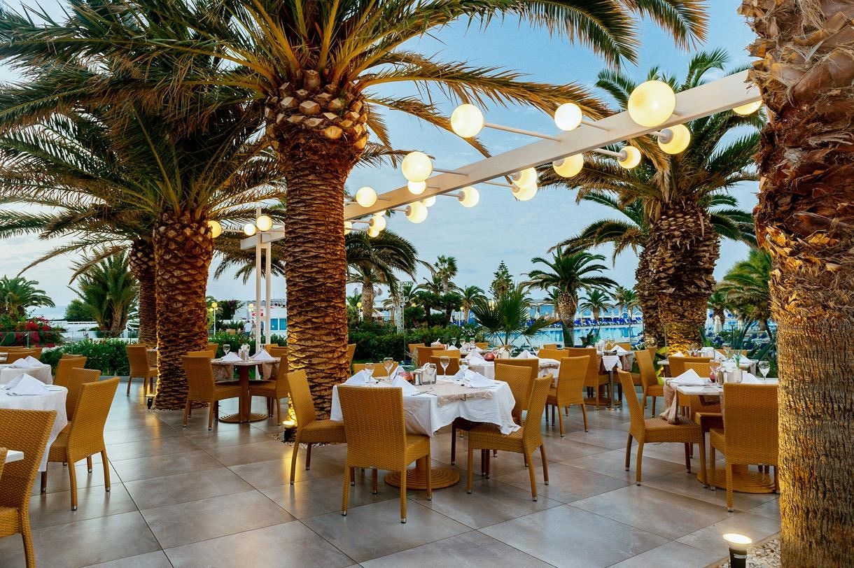 restaurants-main-restaurant-diktamo